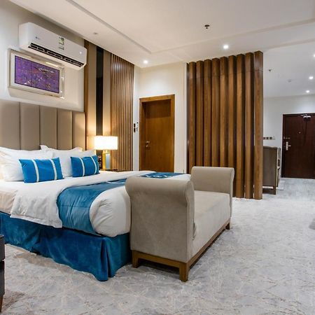 Golden Bujari Hotel - Diyafa Khamis Mushait Eksteriør billede
