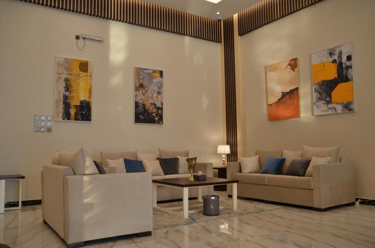 Golden Bujari Hotel - Diyafa Khamis Mushait Eksteriør billede