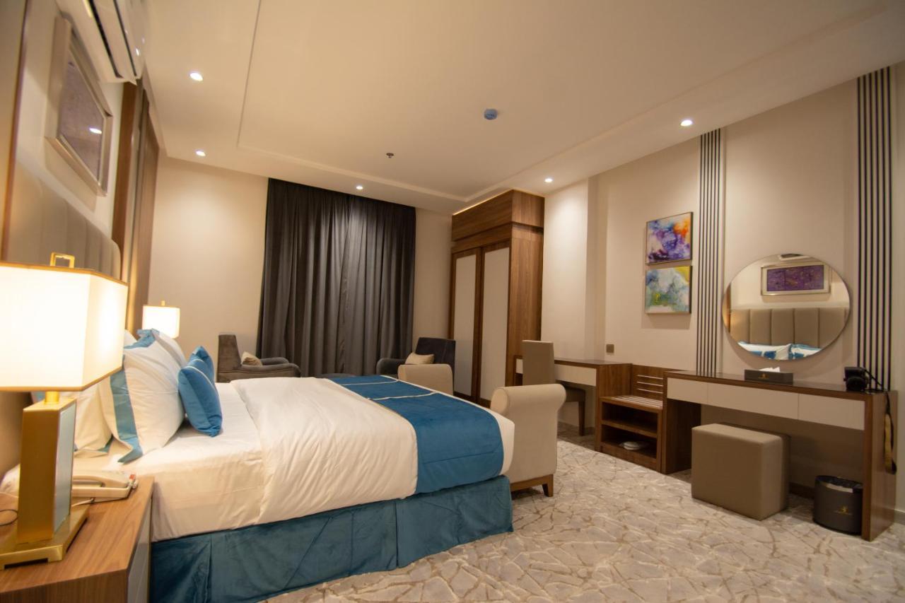 Golden Bujari Hotel - Diyafa Khamis Mushait Eksteriør billede