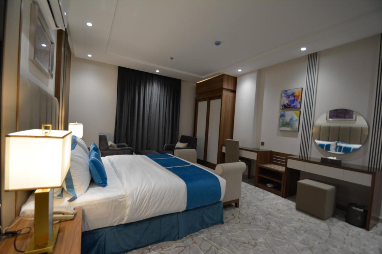 Golden Bujari Hotel - Diyafa Khamis Mushait Eksteriør billede