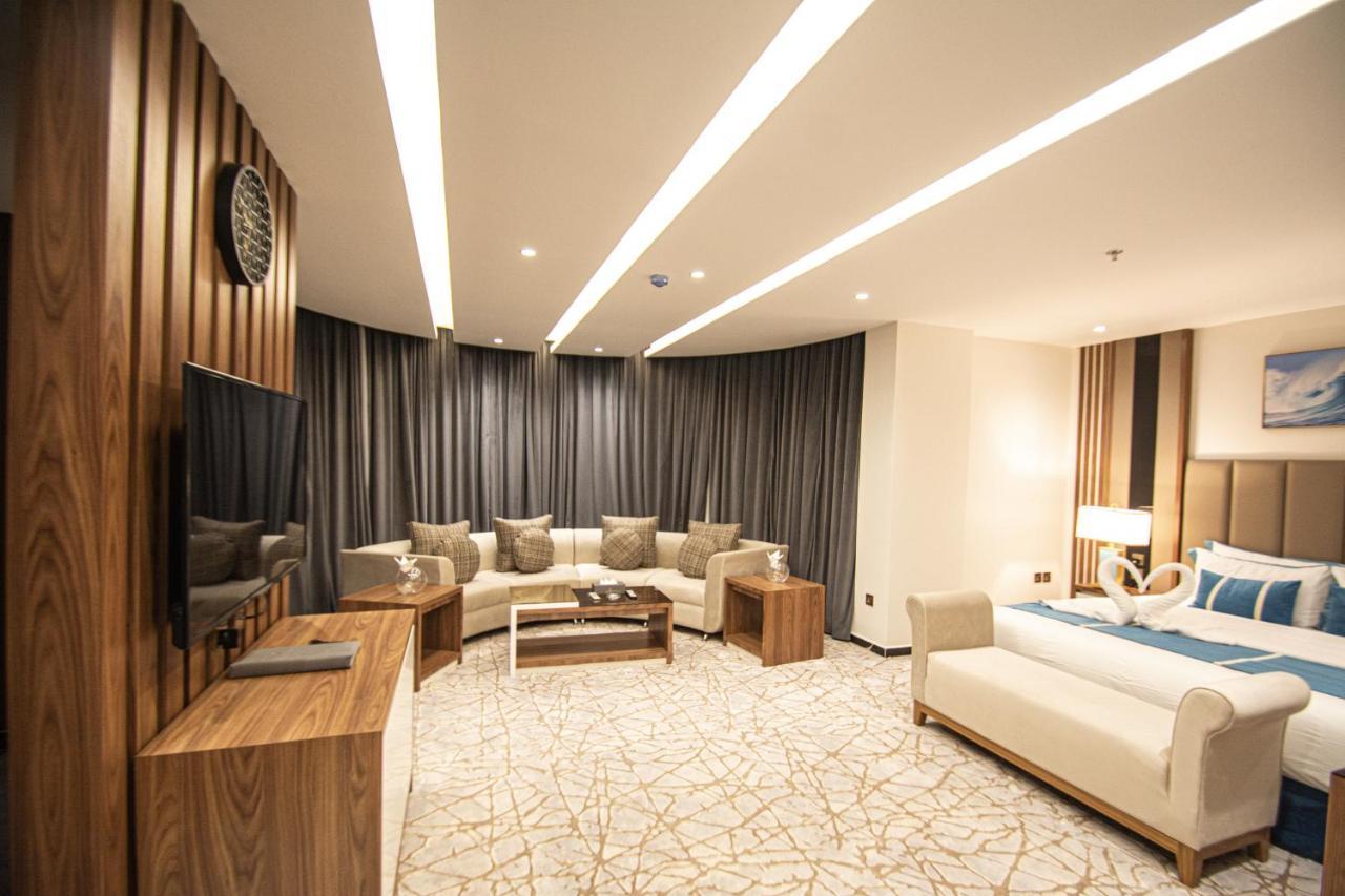 Golden Bujari Hotel - Diyafa Khamis Mushait Eksteriør billede